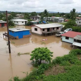 Governo de SP reassenta famílias em Santos