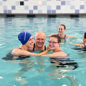 aulas de natação e hidroginástica