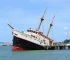 navio histórico que ficou inclinado em Santos