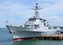maior navio de guerra da América Latina